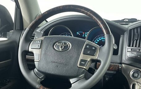 Toyota Land Cruiser 200, 2011 год, 2 999 000 рублей, 16 фотография