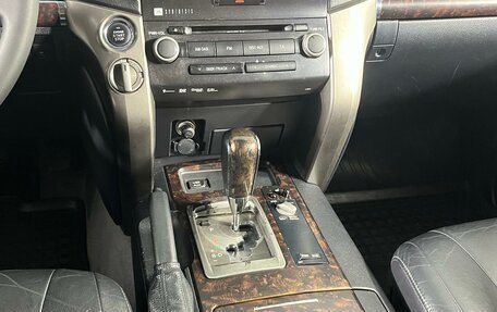 Toyota Land Cruiser 200, 2011 год, 2 999 000 рублей, 23 фотография