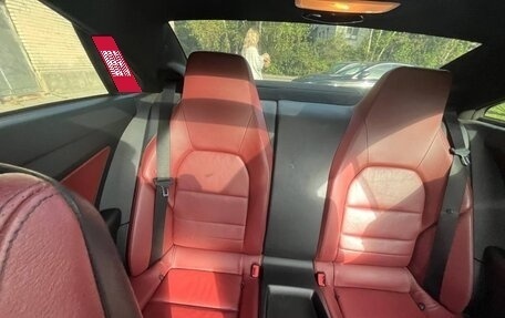 Mercedes-Benz E-Класс, 2011 год, 1 300 000 рублей, 12 фотография