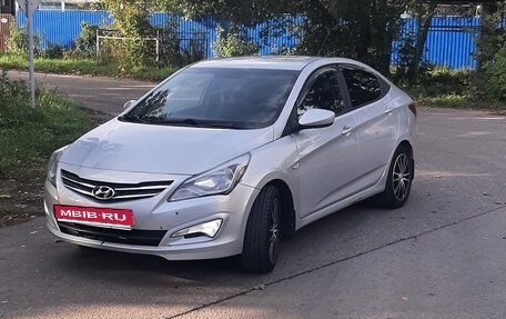 Hyundai Solaris II рестайлинг, 2016 год, 685 000 рублей, 1 фотография