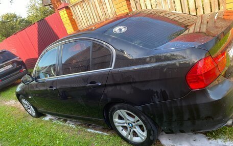 BMW 3 серия, 2011 год, 1 100 000 рублей, 3 фотография