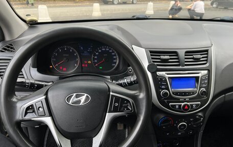 Hyundai Solaris II рестайлинг, 2012 год, 550 000 рублей, 6 фотография