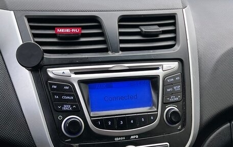 Hyundai Solaris II рестайлинг, 2012 год, 550 000 рублей, 7 фотография