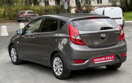 Hyundai Solaris II рестайлинг, 2012 год, 550 000 рублей, 4 фотография