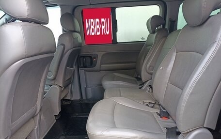 Hyundai Grand Starex Grand Starex I рестайлинг 2, 2012 год, 1 600 000 рублей, 11 фотография