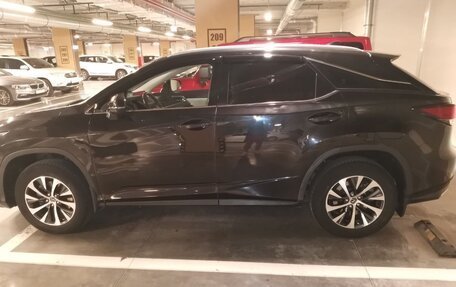 Lexus RX IV рестайлинг, 2019 год, 4 250 000 рублей, 7 фотография