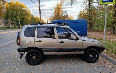 Chevrolet Niva I рестайлинг, 2006 год, 285 000 рублей, 7 фотография