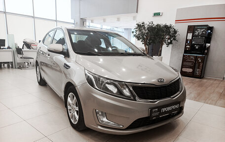 KIA Rio III рестайлинг, 2011 год, 579 000 рублей, 3 фотография