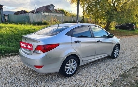 Hyundai Solaris II рестайлинг, 2011 год, 590 000 рублей, 4 фотография