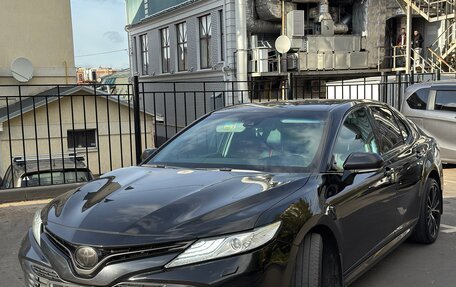 Toyota Camry, 2021 год, 2 530 000 рублей, 2 фотография