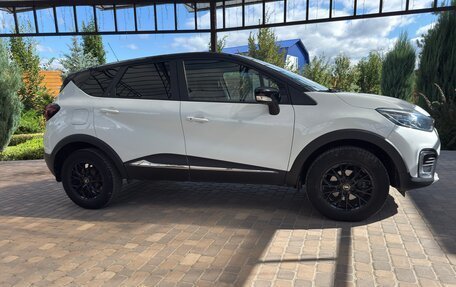 Renault Kaptur I рестайлинг, 2018 год, 1 650 000 рублей, 1 фотография