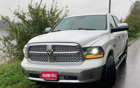 Dodge RAM IV, 2017 год, 3 250 000 рублей, 2 фотография