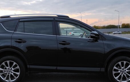 Toyota RAV4, 2016 год, 2 650 000 рублей, 8 фотография
