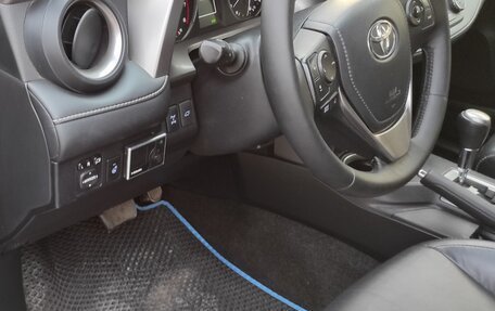 Toyota RAV4, 2016 год, 2 650 000 рублей, 16 фотография