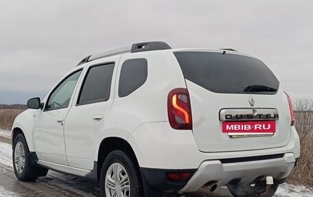 Renault Duster I рестайлинг, 2016 год, 1 050 000 рублей, 5 фотография