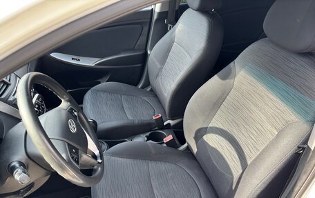 Hyundai Solaris II рестайлинг, 2015 год, 1 000 030 рублей, 9 фотография