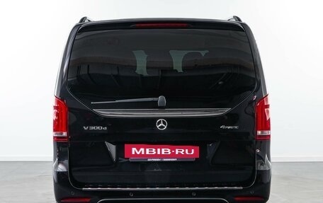 Mercedes-Benz V-Класс, 2021 год, 8 274 650 рублей, 4 фотография