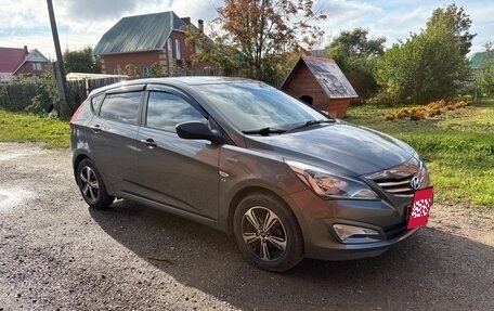 Hyundai Solaris II рестайлинг, 2014 год, 850 000 рублей, 1 фотография