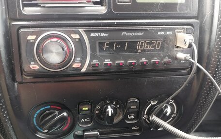 Mazda 323, 1999 год, 280 000 рублей, 6 фотография
