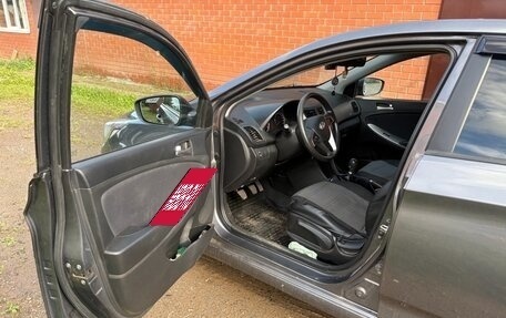 Hyundai Solaris II рестайлинг, 2014 год, 850 000 рублей, 5 фотография