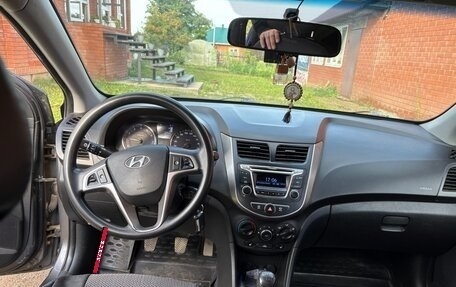 Hyundai Solaris II рестайлинг, 2014 год, 850 000 рублей, 6 фотография