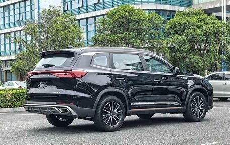 Chery Tiggo 8 Pro, 2022 год, 1 670 000 рублей, 5 фотография
