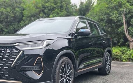 Chery Tiggo 8 Pro, 2022 год, 1 670 000 рублей, 4 фотография