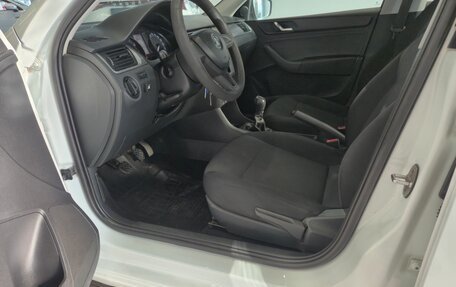 Skoda Rapid I, 2017 год, 690 000 рублей, 18 фотография