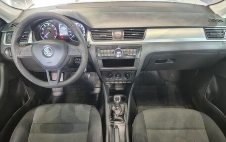 Skoda Rapid I, 2017 год, 690 000 рублей, 27 фотография