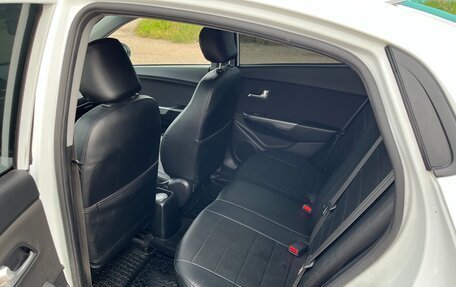 KIA Rio III рестайлинг, 2014 год, 900 000 рублей, 8 фотография