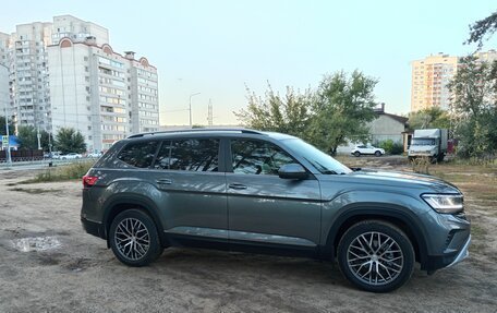 Volkswagen Teramont I, 2021 год, 3 925 000 рублей, 4 фотография