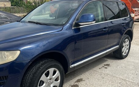 Volkswagen Touareg III, 2007 год, 800 000 рублей, 3 фотография
