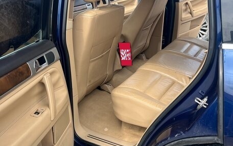 Volkswagen Touareg III, 2007 год, 800 000 рублей, 14 фотография