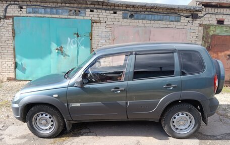 Chevrolet Niva I рестайлинг, 2014 год, 610 000 рублей, 3 фотография