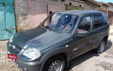 Chevrolet Niva I рестайлинг, 2014 год, 610 000 рублей, 2 фотография