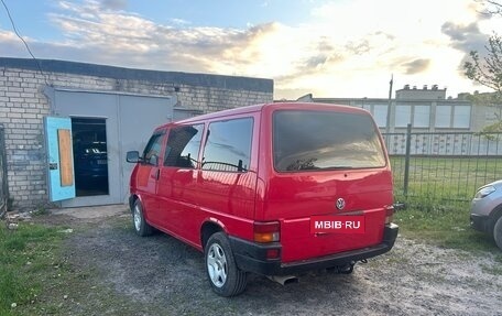 Volkswagen Caravelle T4, 1994 год, 1 180 000 рублей, 3 фотография