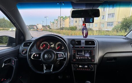 Volkswagen Polo VI (EU Market), 2018 год, 949 000 рублей, 4 фотография