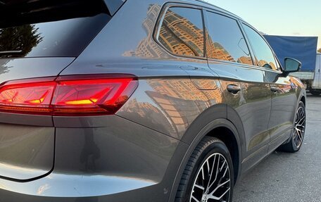 Volkswagen Touareg III, 2019 год, 6 000 000 рублей, 12 фотография