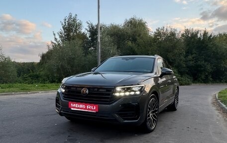 Volkswagen Touareg III, 2019 год, 6 000 000 рублей, 3 фотография