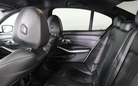 BMW 3 серия, 2019 год, 2 699 000 рублей, 13 фотография
