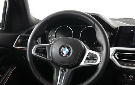 BMW 3 серия, 2019 год, 2 699 000 рублей, 14 фотография