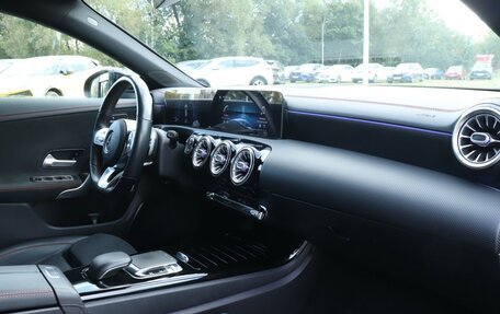 Mercedes-Benz CLA, 2019 год, 3 190 000 рублей, 9 фотография