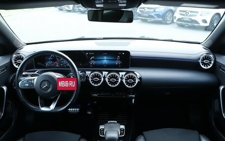 Mercedes-Benz CLA, 2019 год, 3 190 000 рублей, 12 фотография