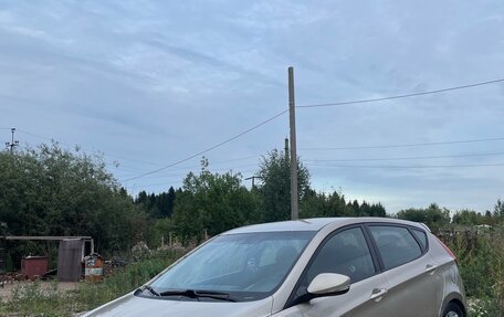 Hyundai Solaris II рестайлинг, 2012 год, 495 000 рублей, 2 фотография