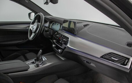 BMW 5 серия, 2018 год, 3 550 000 рублей, 9 фотография