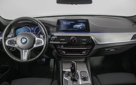 BMW 5 серия, 2018 год, 3 550 000 рублей, 13 фотография