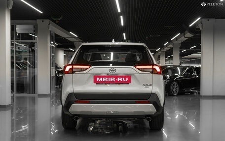 Toyota RAV4, 2025 год, 4 150 000 рублей, 6 фотография