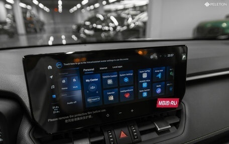 Toyota RAV4, 2025 год, 4 150 000 рублей, 23 фотография