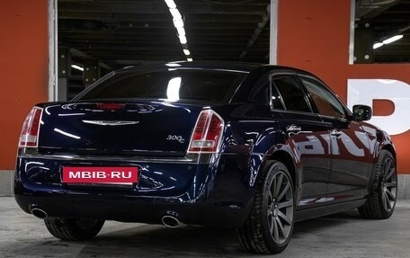 Chrysler 300C II, 2012 год, 1 550 000 рублей, 5 фотография