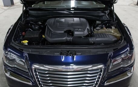 Chrysler 300C II, 2012 год, 1 550 000 рублей, 9 фотография